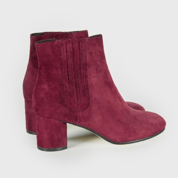 Beautiful Suede Classic Joie Booties - Picture 2 of 2